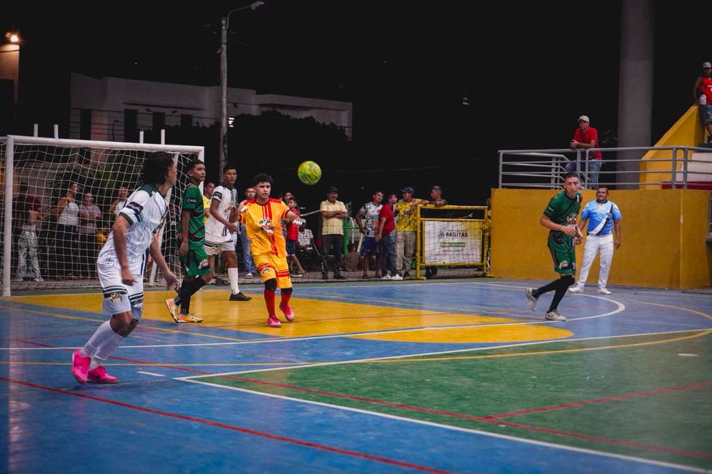 polideportivo foto 3